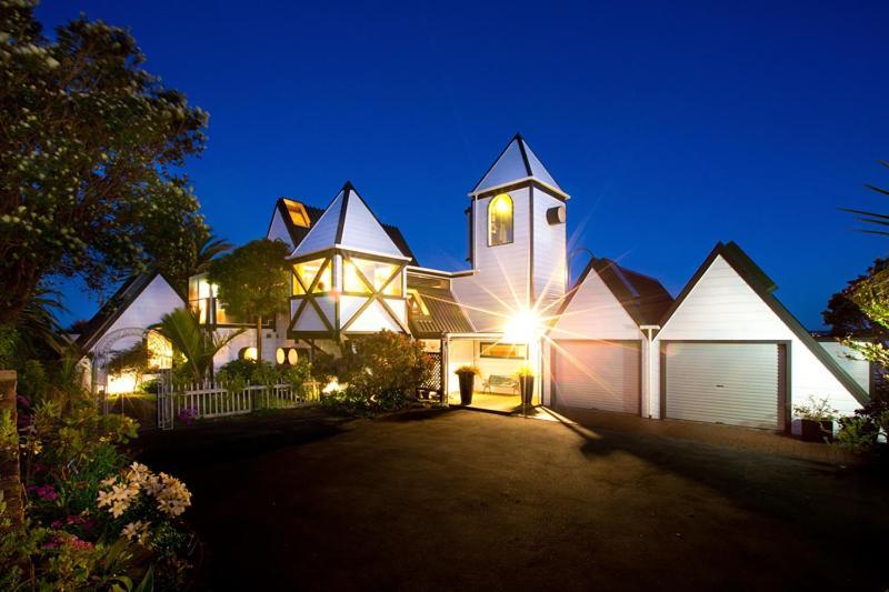 Tivoli Homestay New Plymouth Exterior foto