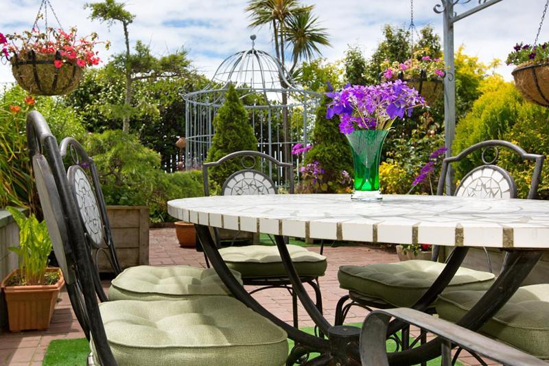Tivoli Homestay New Plymouth Exterior foto